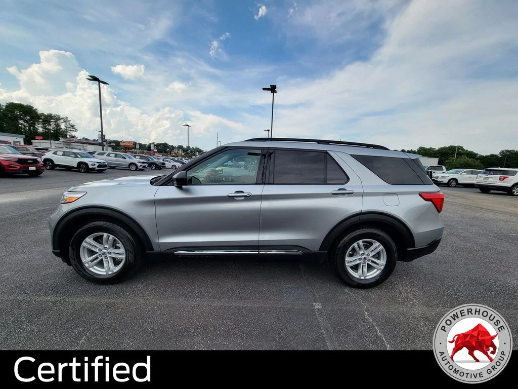 Used 2024 Silver Ford XLT image 3