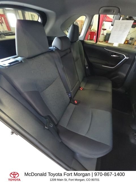 Used 2025 White Toyota XLE image 19