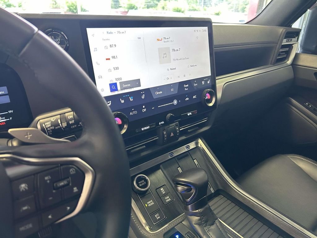 Used 2025 Green Lexus 550 Premium+ image 23