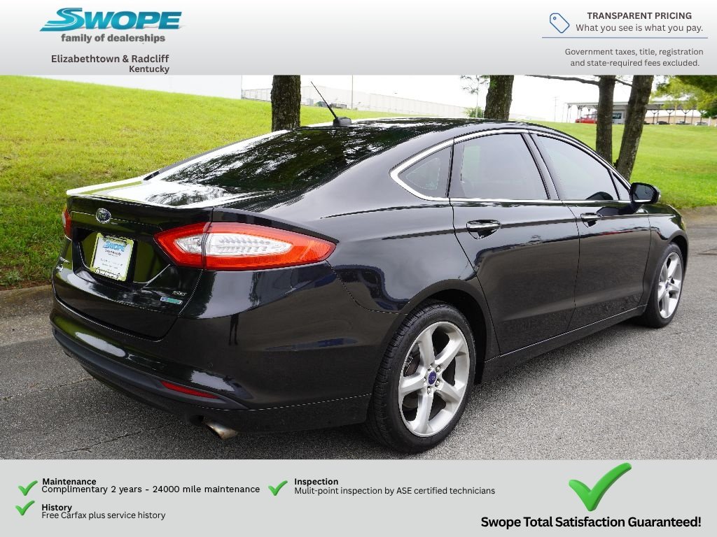 Used 2015 Tuxedo Black Ford SE image 3