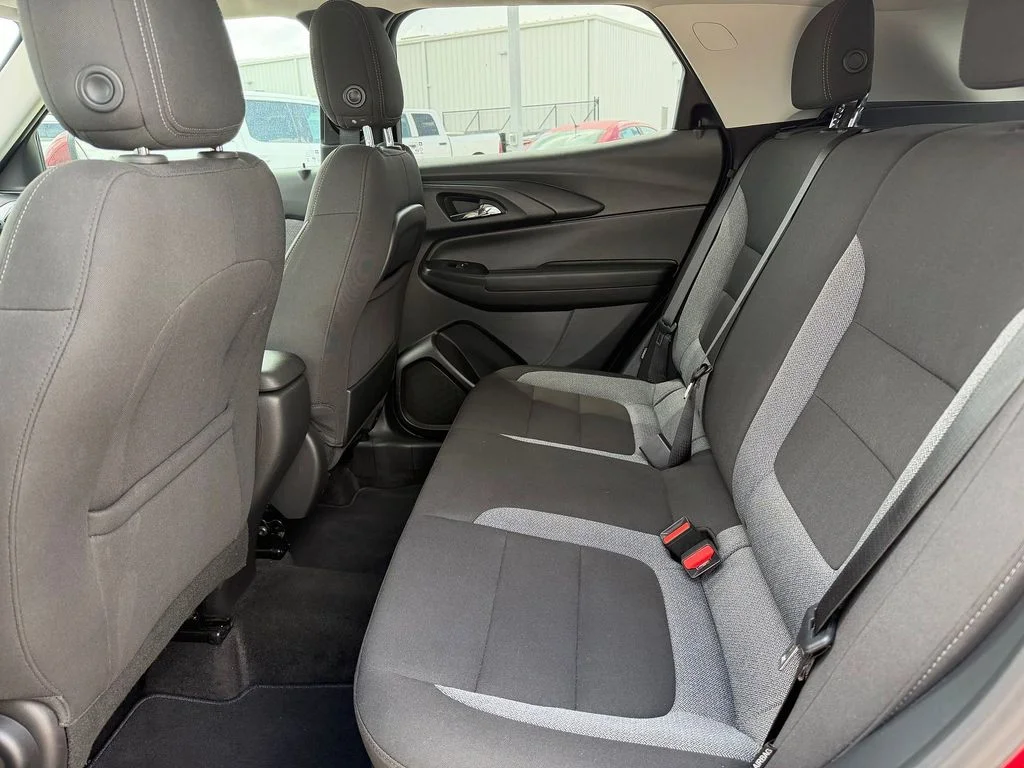 Used 2025 Red Chevrolet LT image 8