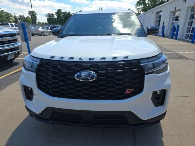 Used 2025 Ford Explorer ST with VIN 1FMWK8GC4SGA76345 for sale in Detroit Lakes, Minnesota