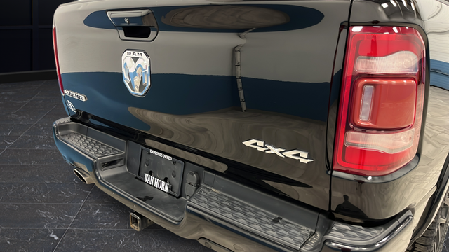 Used 2019 Diamond Black Crystal Pearlcoat Ram Laramie image 34