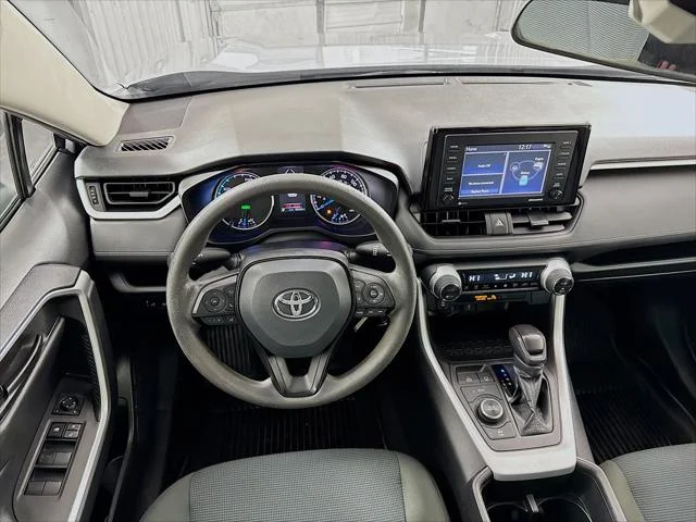 Certified Used 2022 SILVER SKY METALLIC Toyota  image 12