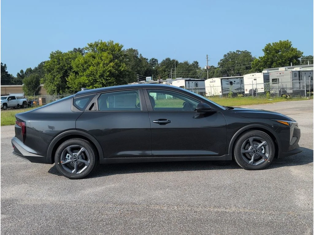 New 2026 Interstellar Gray Kia LXS image 6