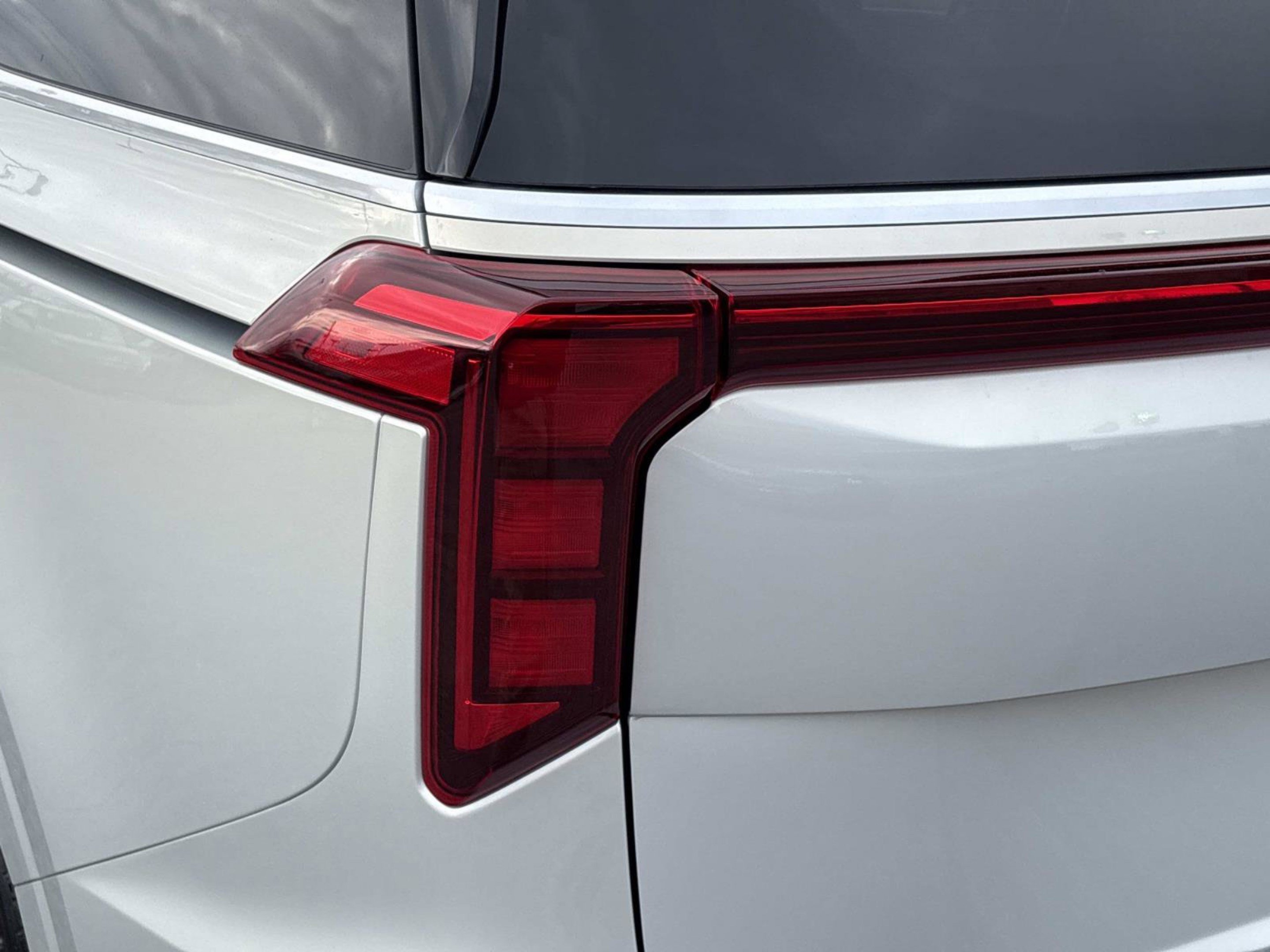 New 2026 Ivory Silver Kia EX image 11