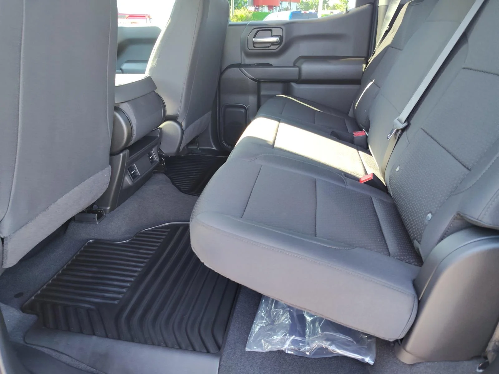 2026 GMC Sierra 1500 Pro - Photo 8