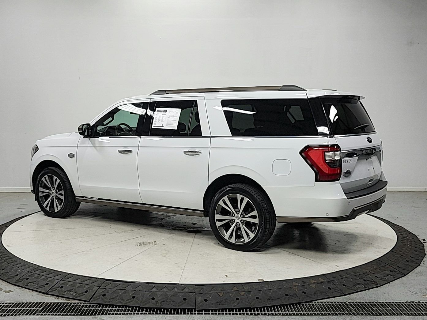 Used 2021 Oxford White Ford King Ranch image 5
