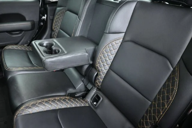 Used 2023 Black Clearcoat Jeep High Altitude image 20