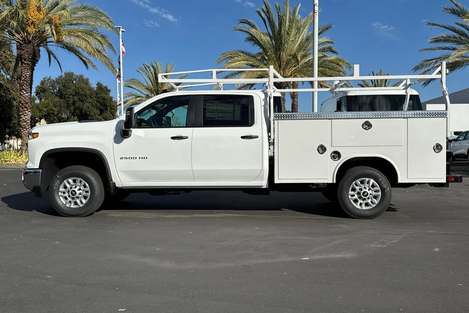 2026 Chevrolet Silverado 2500 HD WT view 6