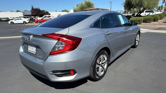 Used 2016 Silver Honda LX image 4