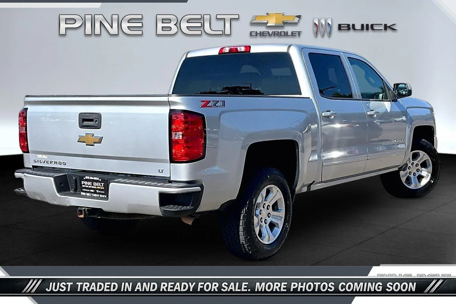 Used 2018 Silver Ice Metallic Chevrolet LT image 12