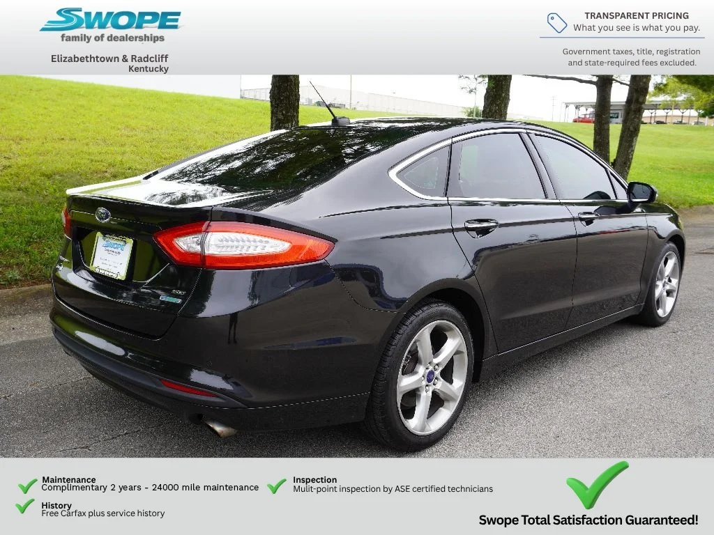 Used 2015 Tuxedo Black Ford SE image 3
