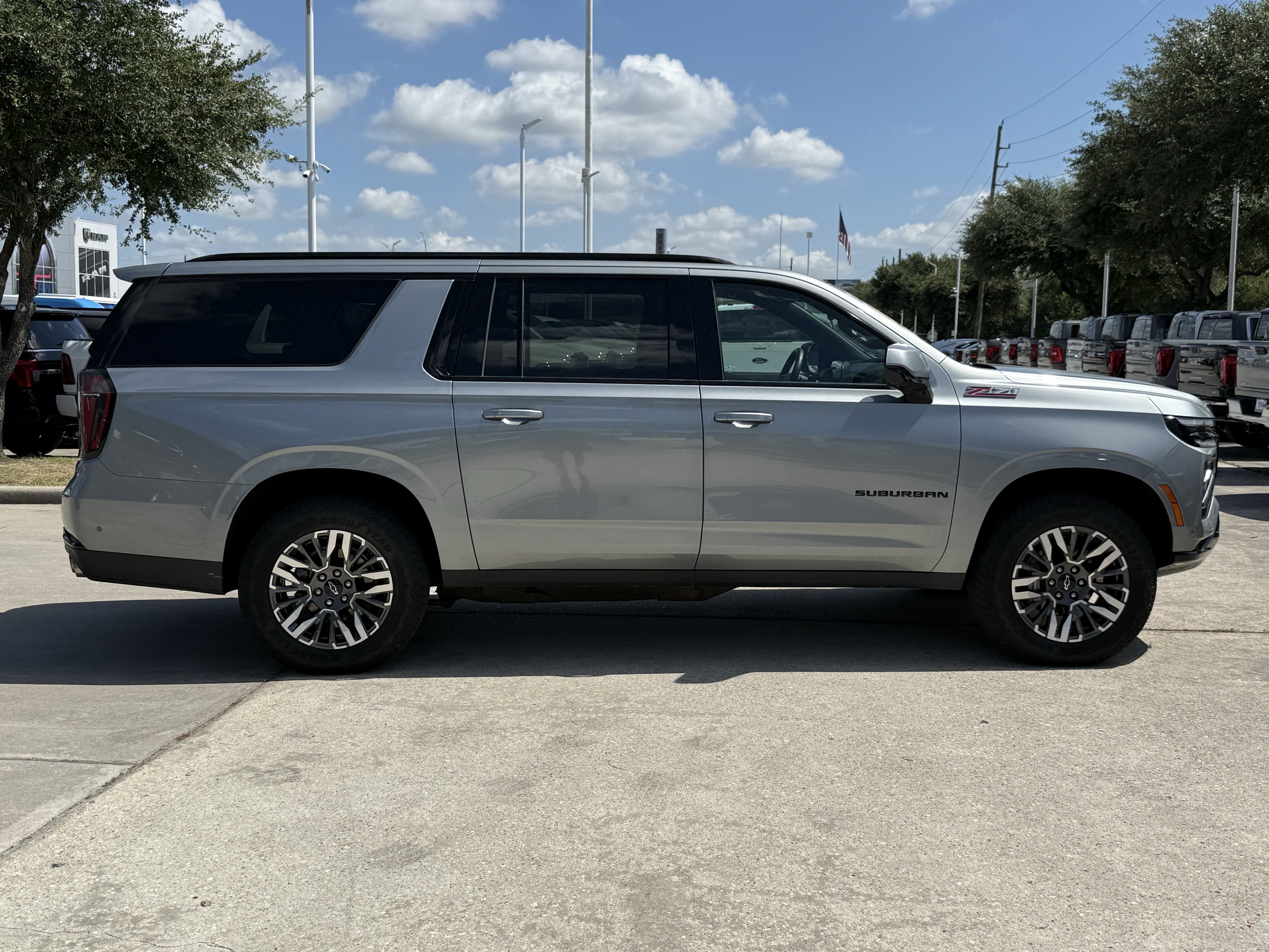 Used 2025 Sterling Gray Metallic Chevrolet Z71 image 3