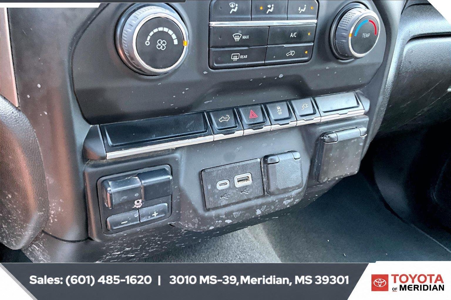 Used 2023 Summit White Chevrolet Custom image 23
