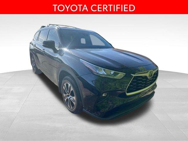 2020 Toyota HIGHLANDER 