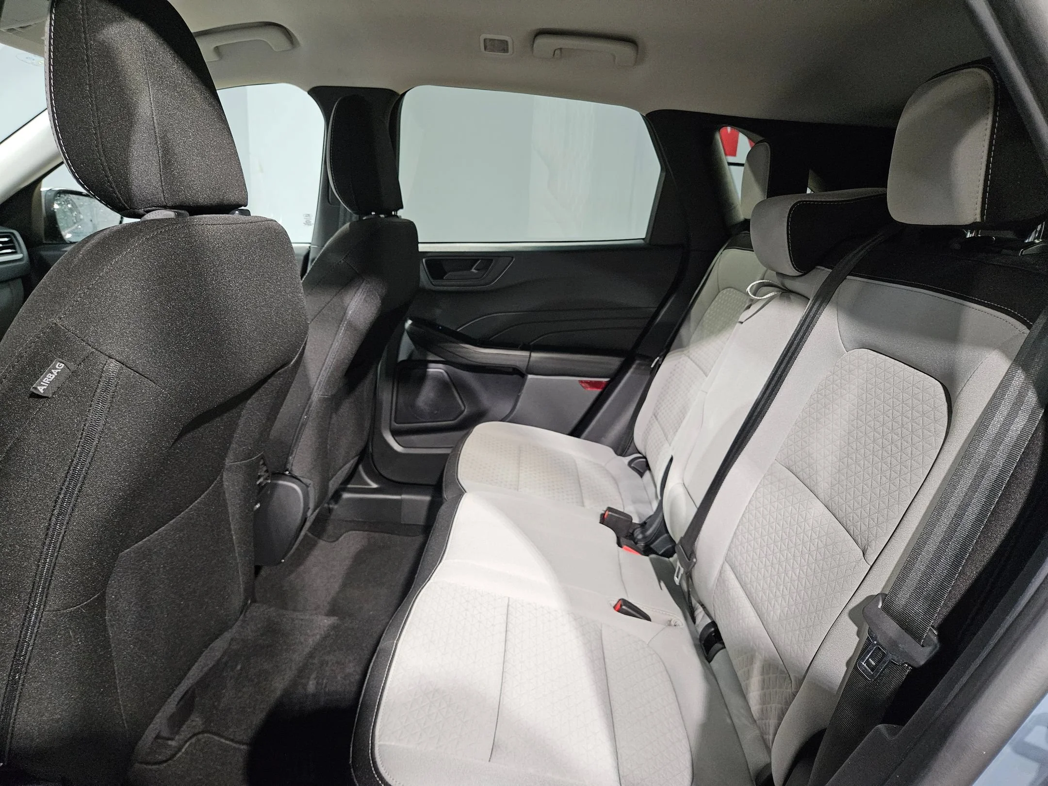 Used 2024 Vapor Blue Metallic Ford Active image 36