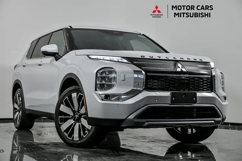 2026 Mitsubishi Outlander SE S-AWC's photo