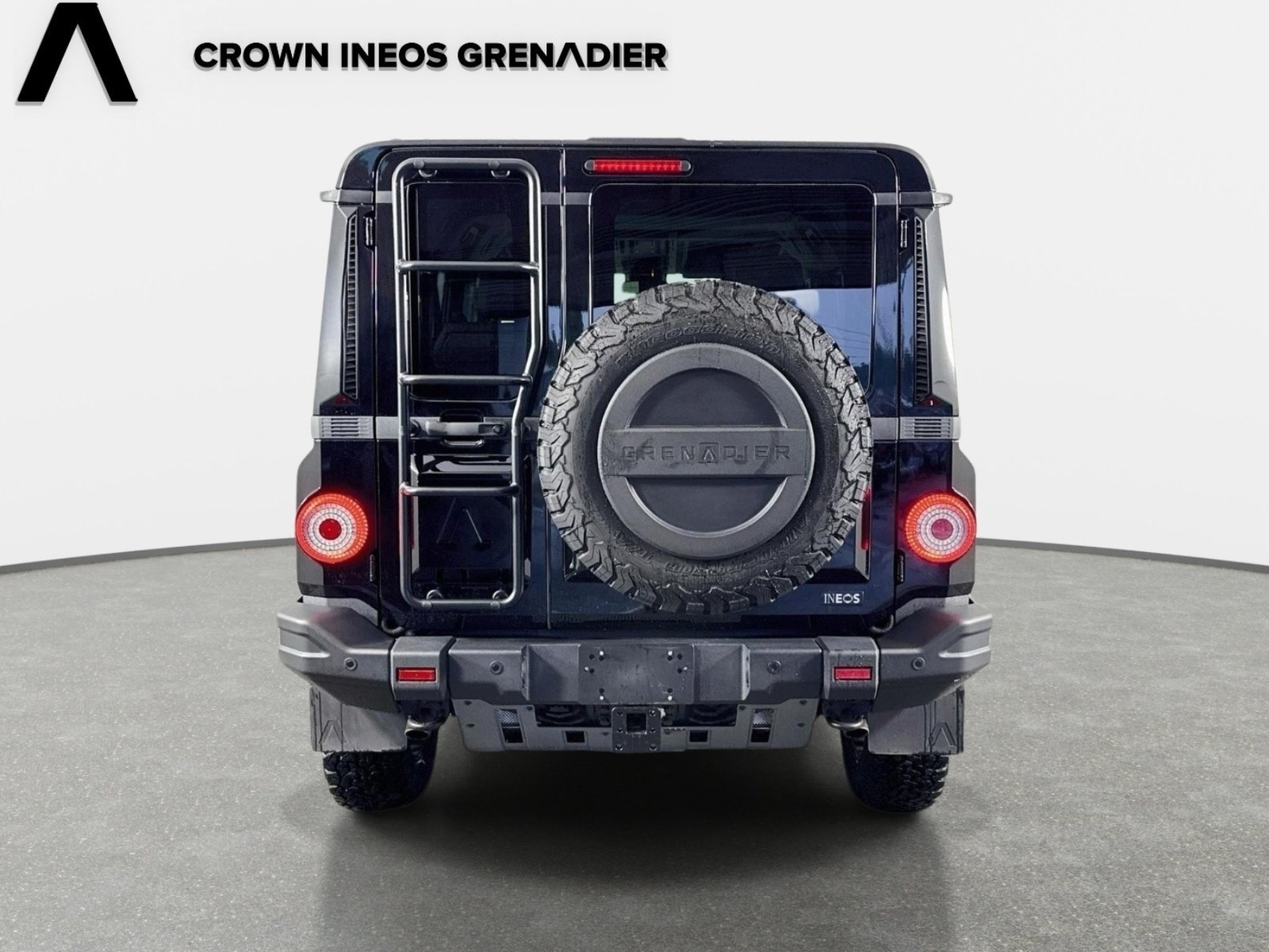 Used 2024 Inky Black INEOS Fieldmaster Edition image 6