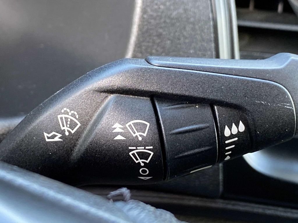 Used 2023 White Ford  image 17