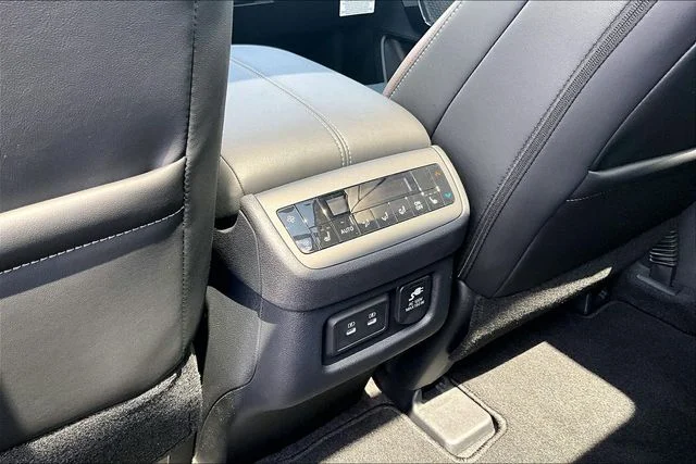 New 2026 Nissan Pathfinder Platinum 4D Sport Utility
