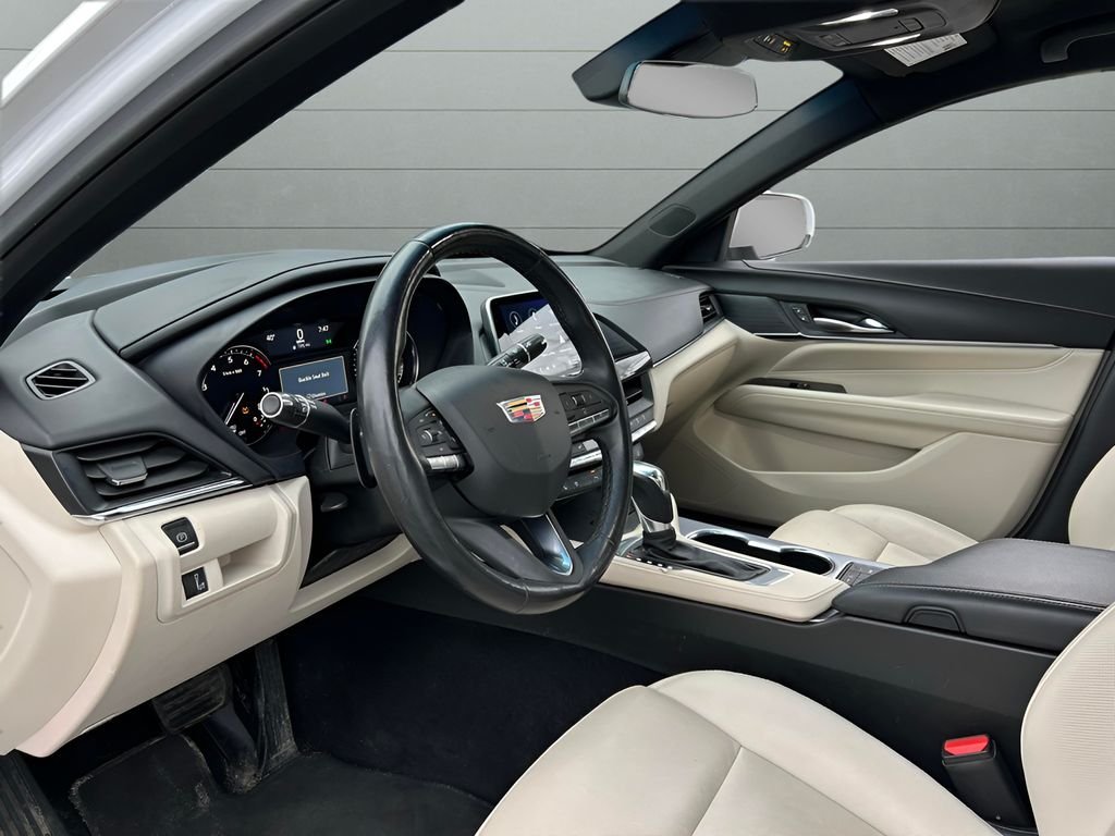 Used 2024 White Cadillac Premium Luxury image 23
