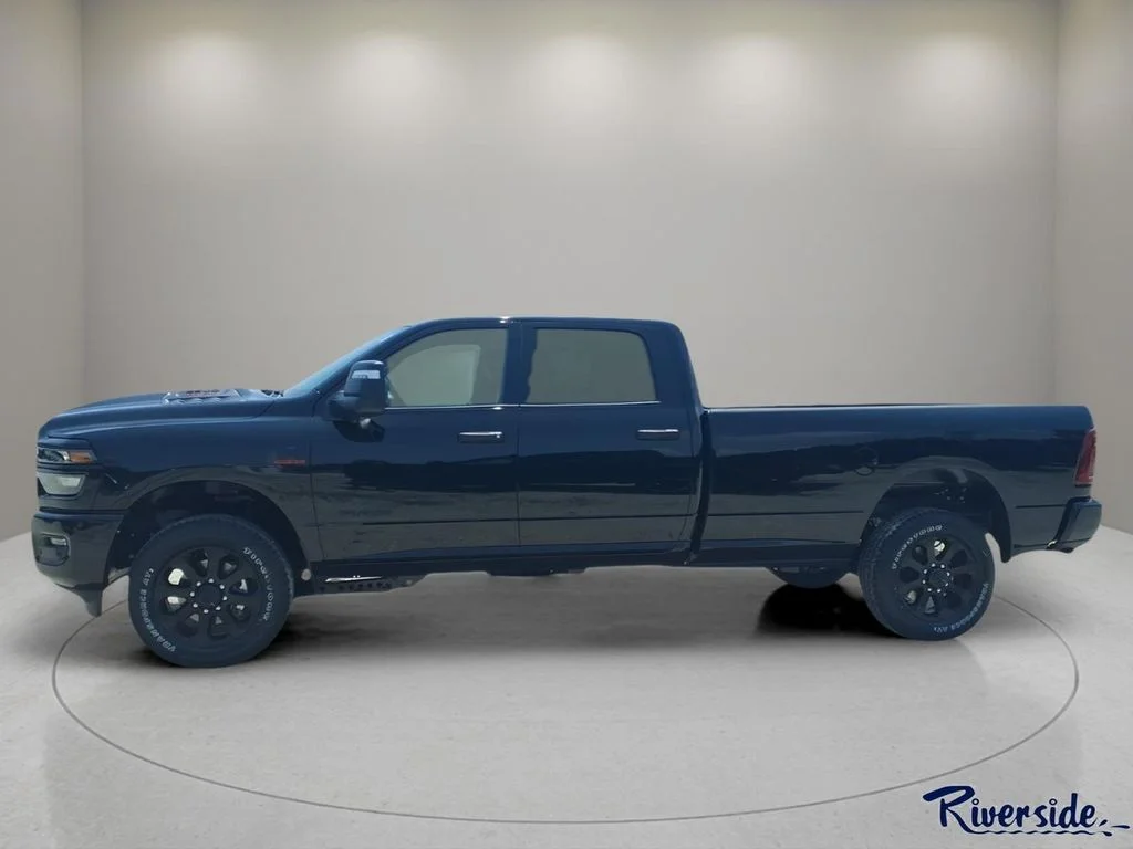 New 2026 Diamond Black Crystal Pearlcoat RAM Big Horn image 3