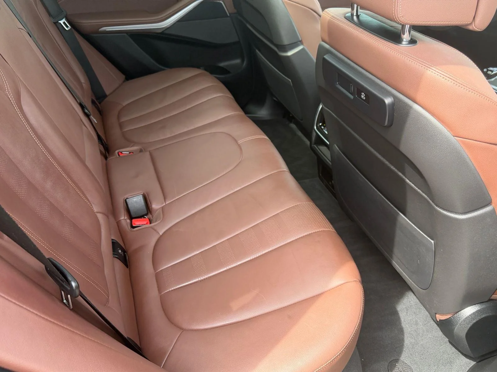 Used 2022 Carbon Black Metallic BMW M50i image 49