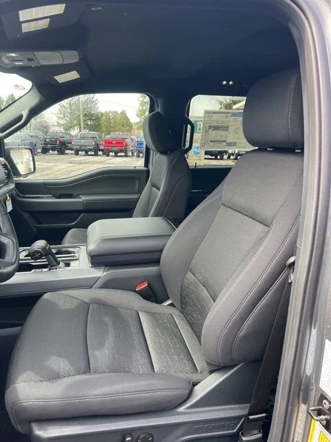 Used 2026 Gray Ford XLT image 31
