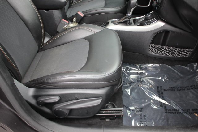 Used 2019 Gray Jeep Latitude image 32