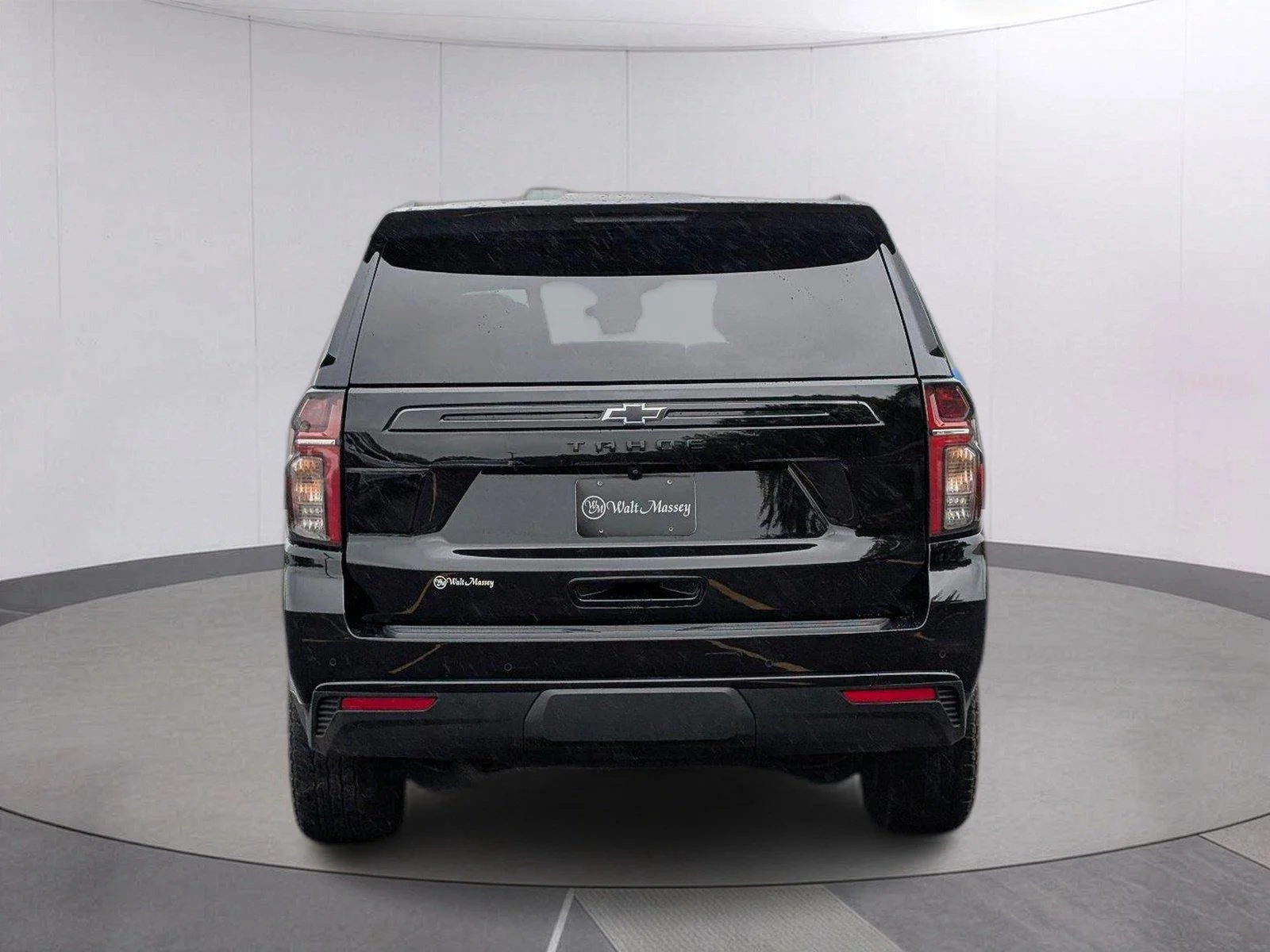 Used 2024 Black Chevrolet Z71 image 4