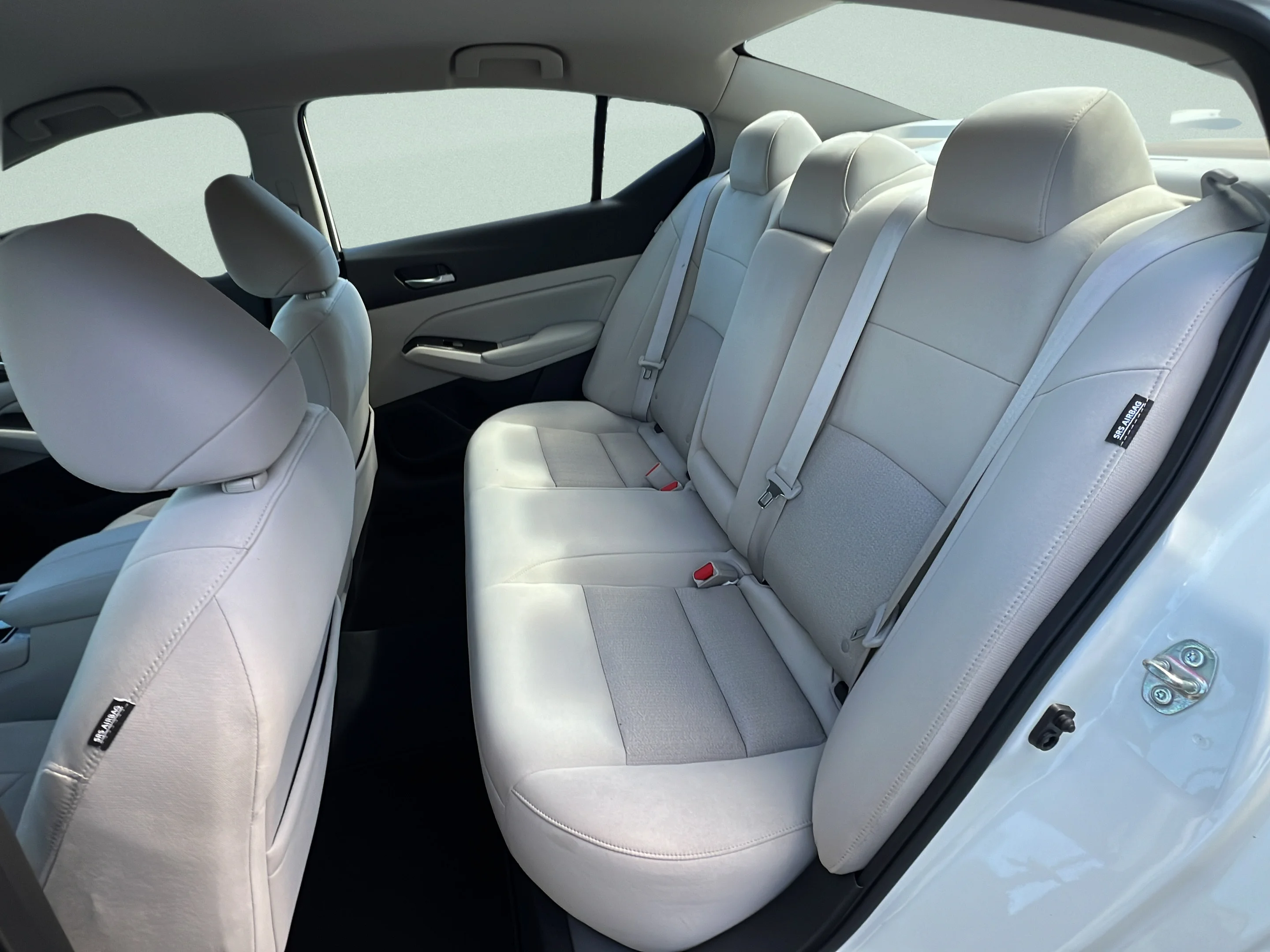 Used 2021 Pearl White Tricoat Nissan 2.5 SV image 17