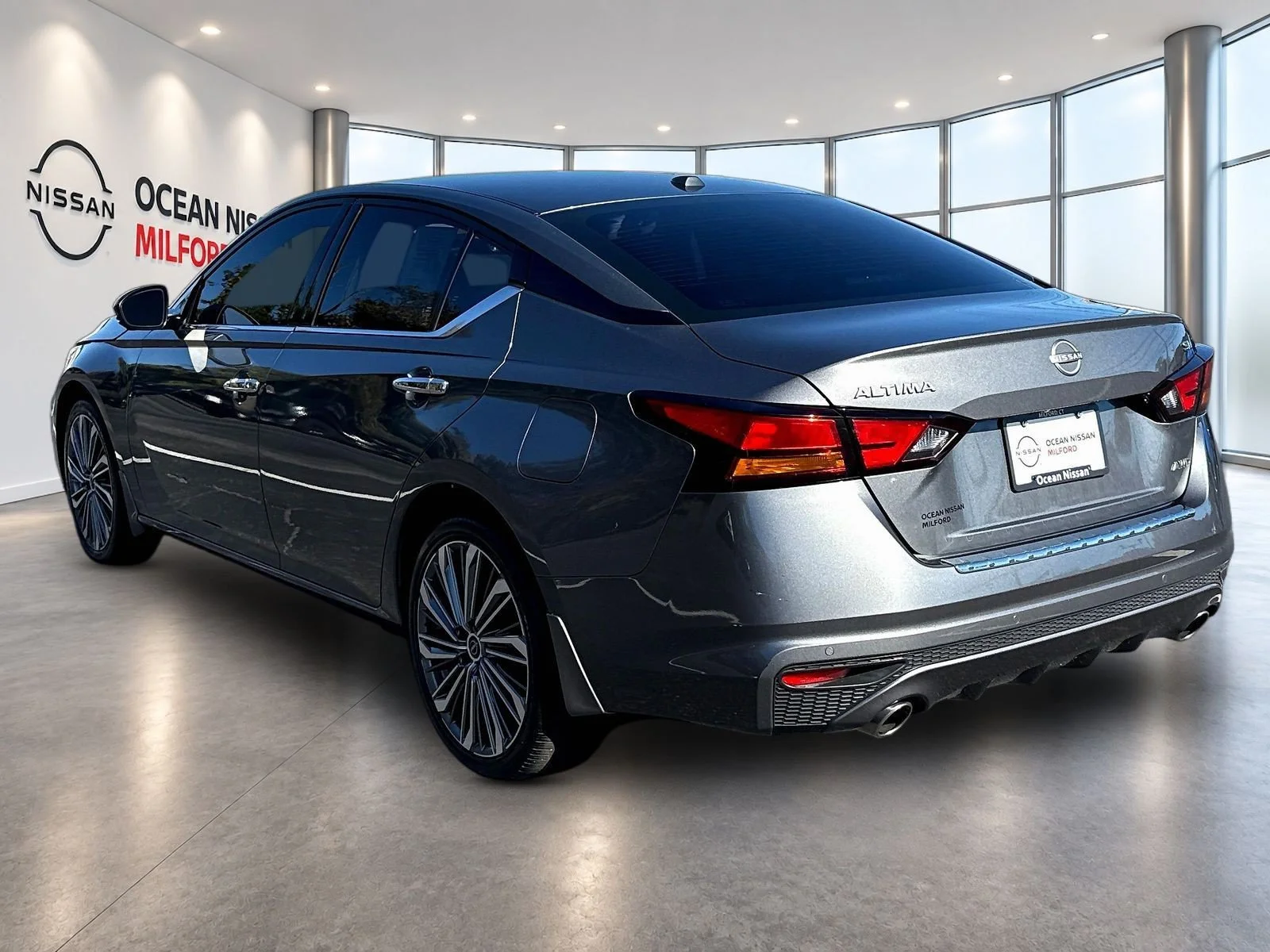 Certified Used 2023 Gun Metallic Nissan 2.5 SL image 7