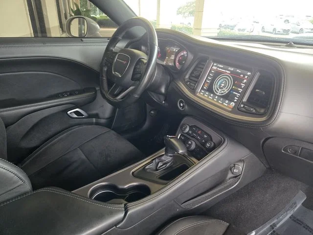 Used 2023 White Knuckle Clearcoat Dodge R/T Scat Pack Widebody image 22