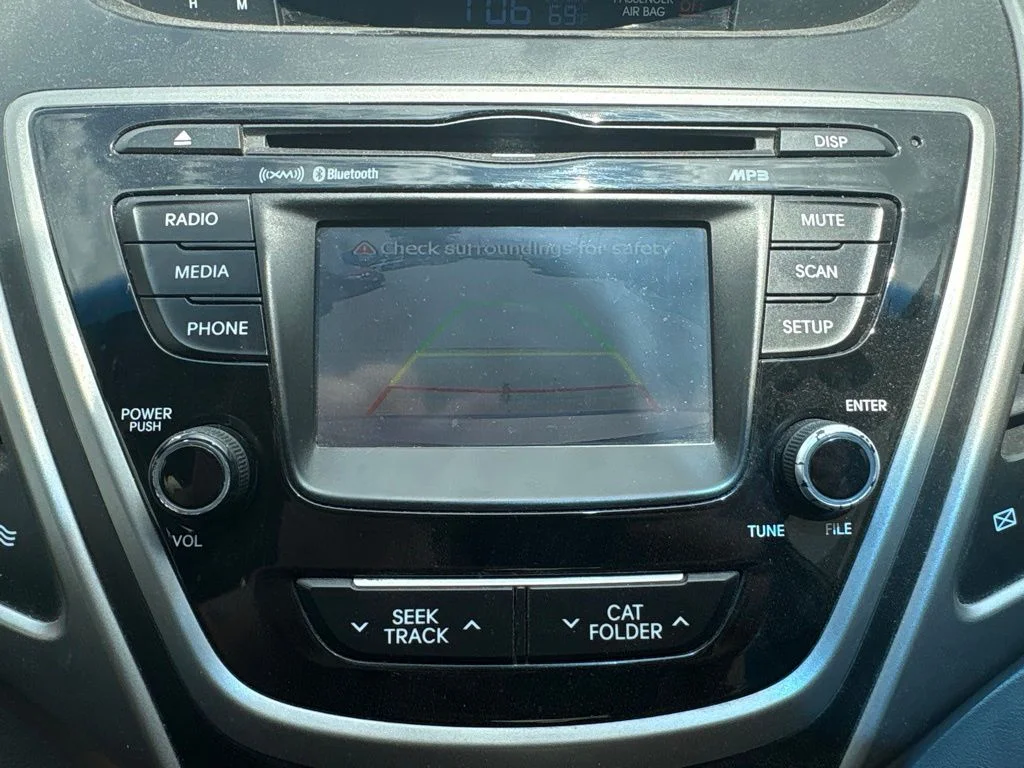 Used 2015 Shale Gray Metallic Hyundai Limited image 18