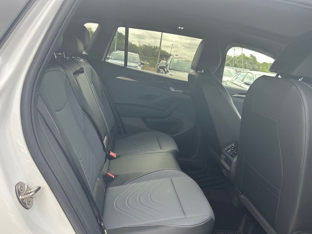 New 2026 White/off-white Volkswagen 2.0T SE R-Line Black image 40