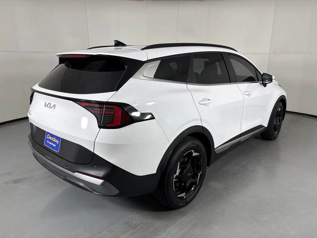 New 2026 Glacial White Pearl Kia EX image 8
