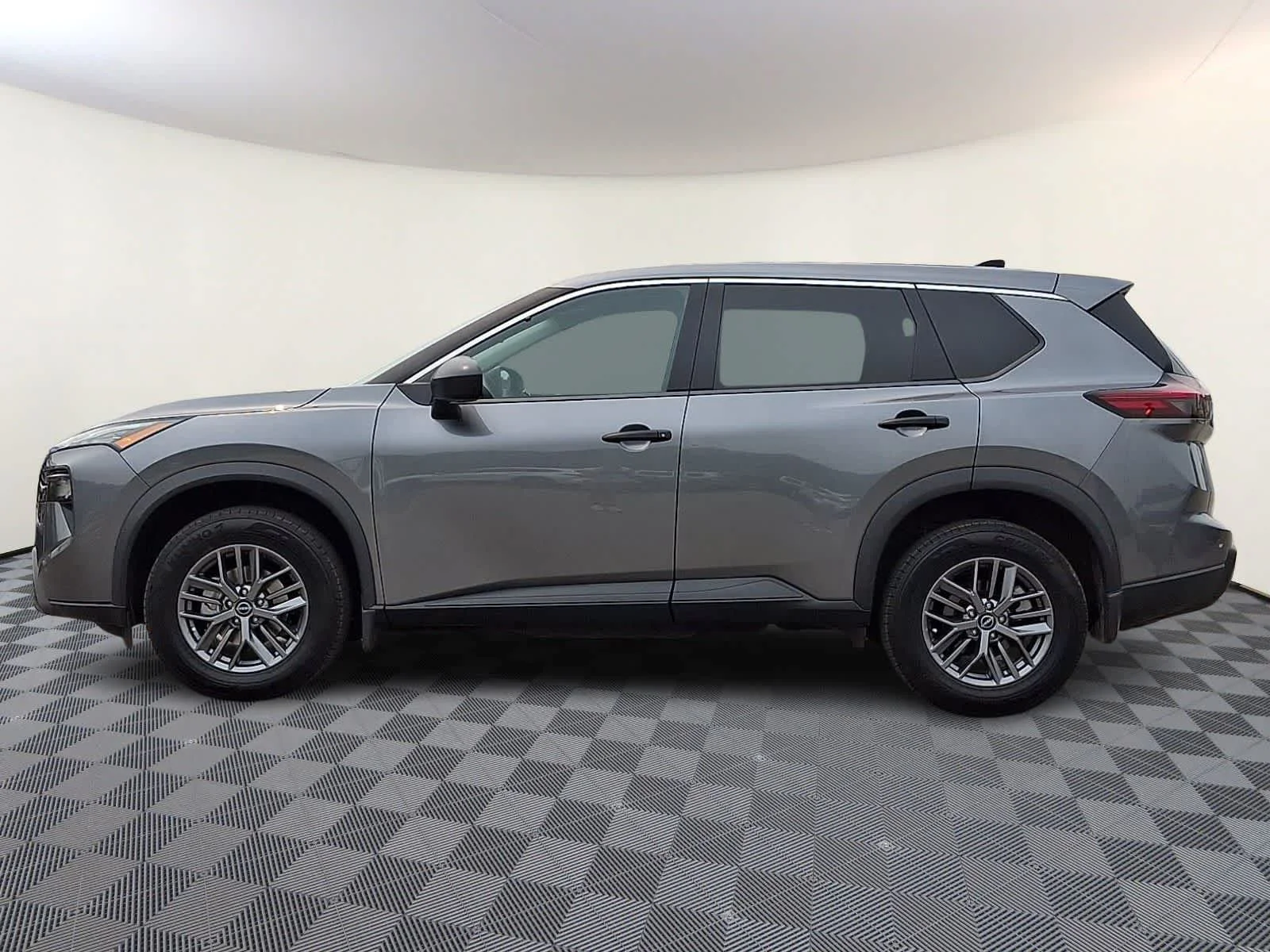 Used 2024 Gun Metallic Nissan S image 8