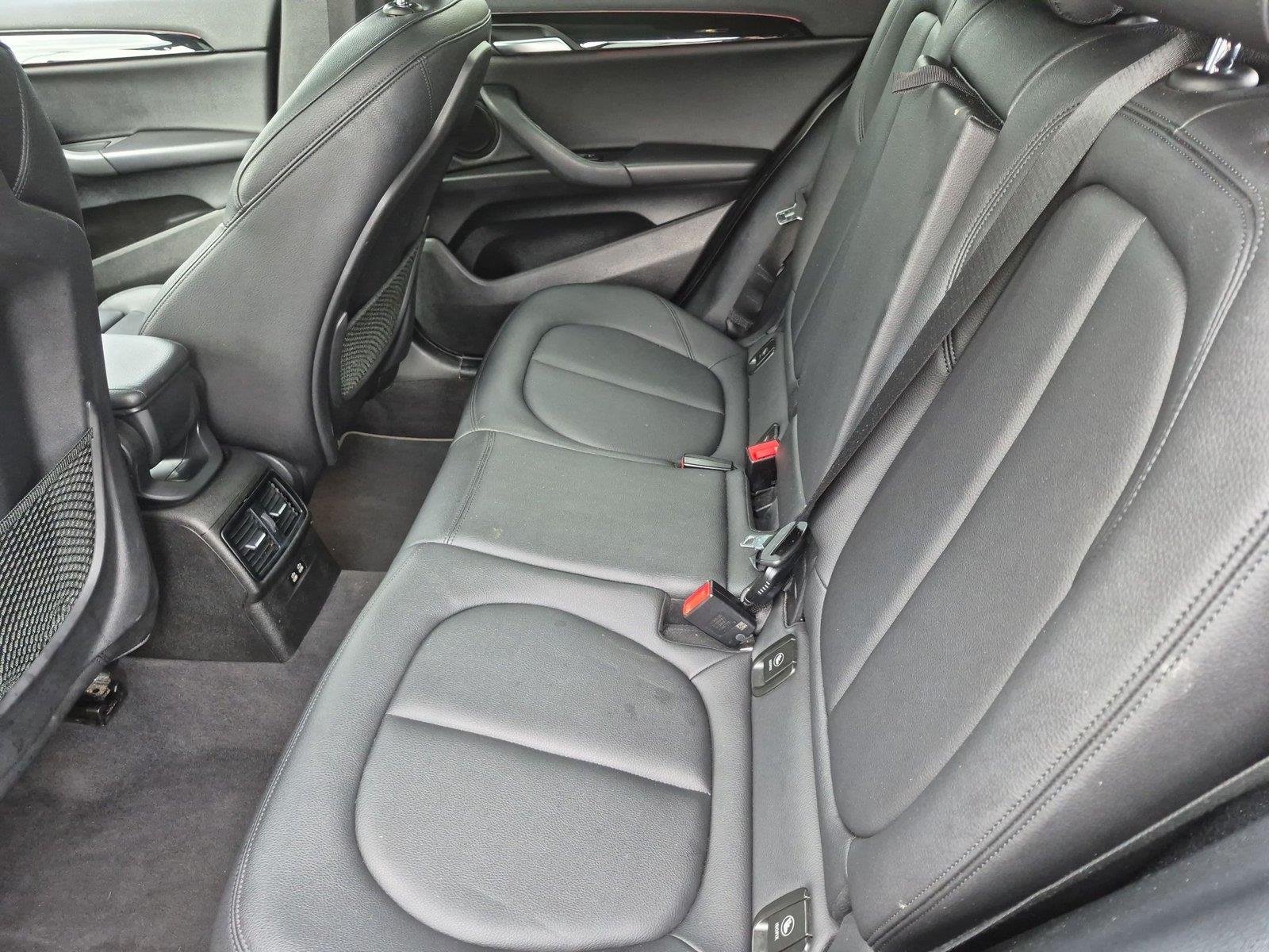 Used 2020 Jet Black BMW xDrive28i image 29