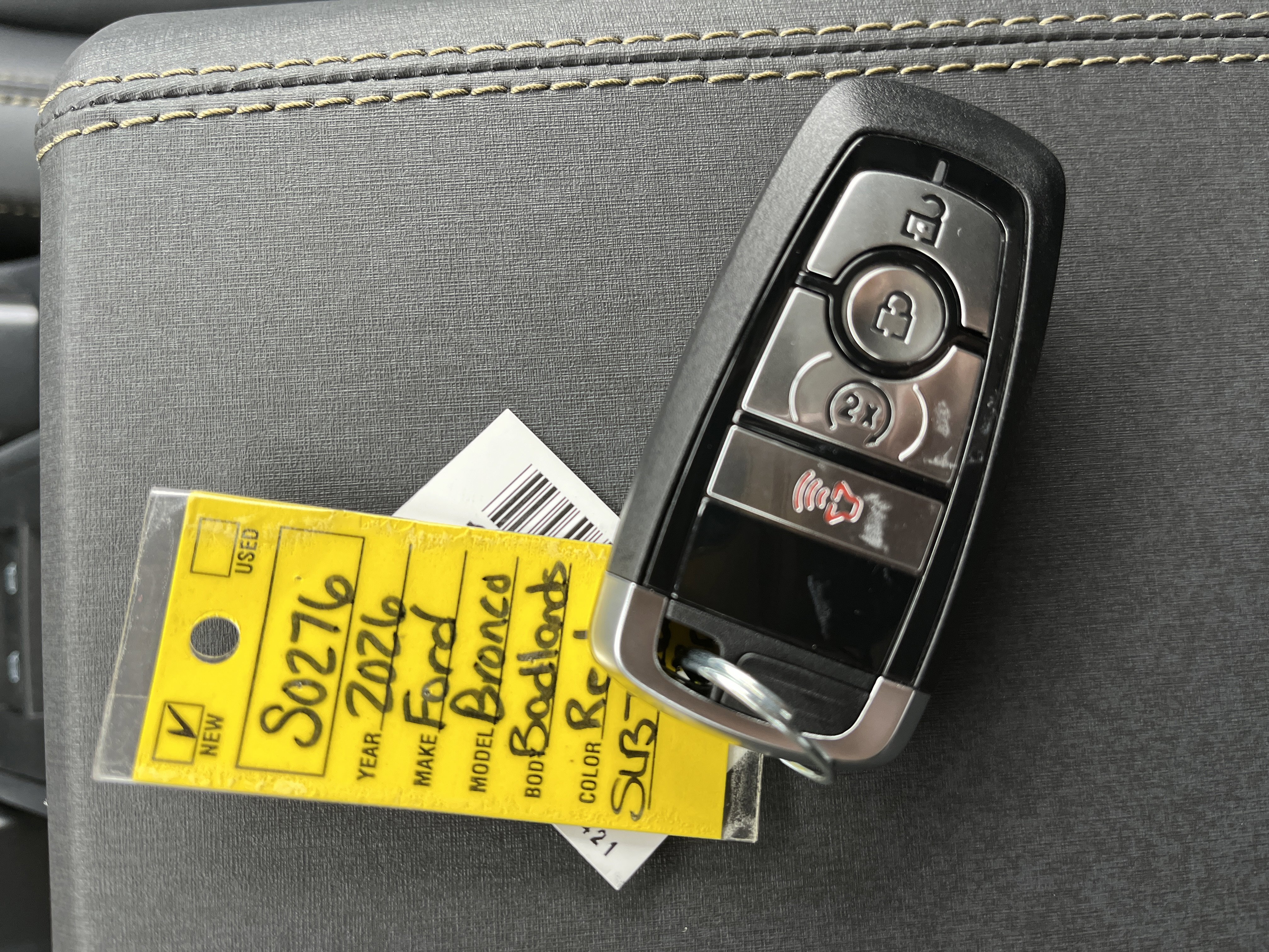 New 2025 Ruby Red Metallic Tinted Clearcoat Ford Badlands® image 26