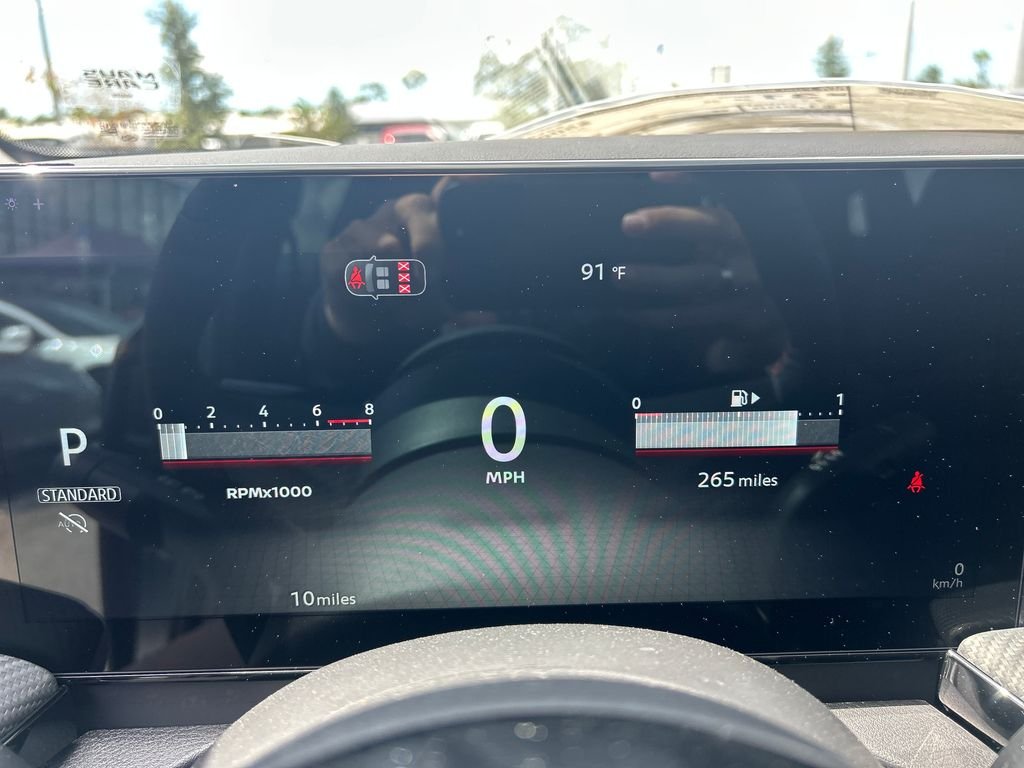 New 2026 Nissan Kicks SR 4D Sport Utility