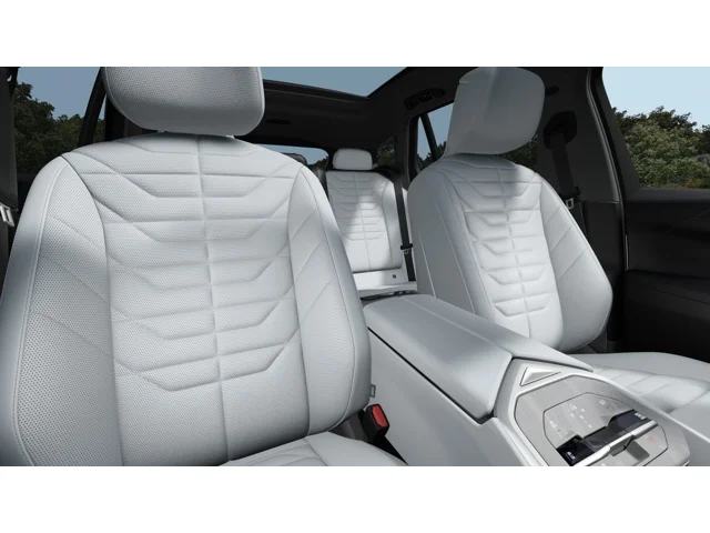 New 2027 Mineral White Metallic BMW  image 11