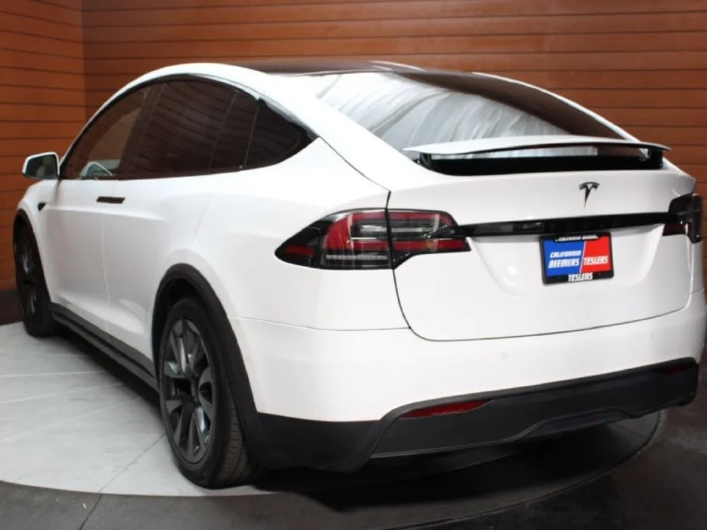 Used 2023 Pearl White Multi-Coat Tesla 7 Seater AWD image 26