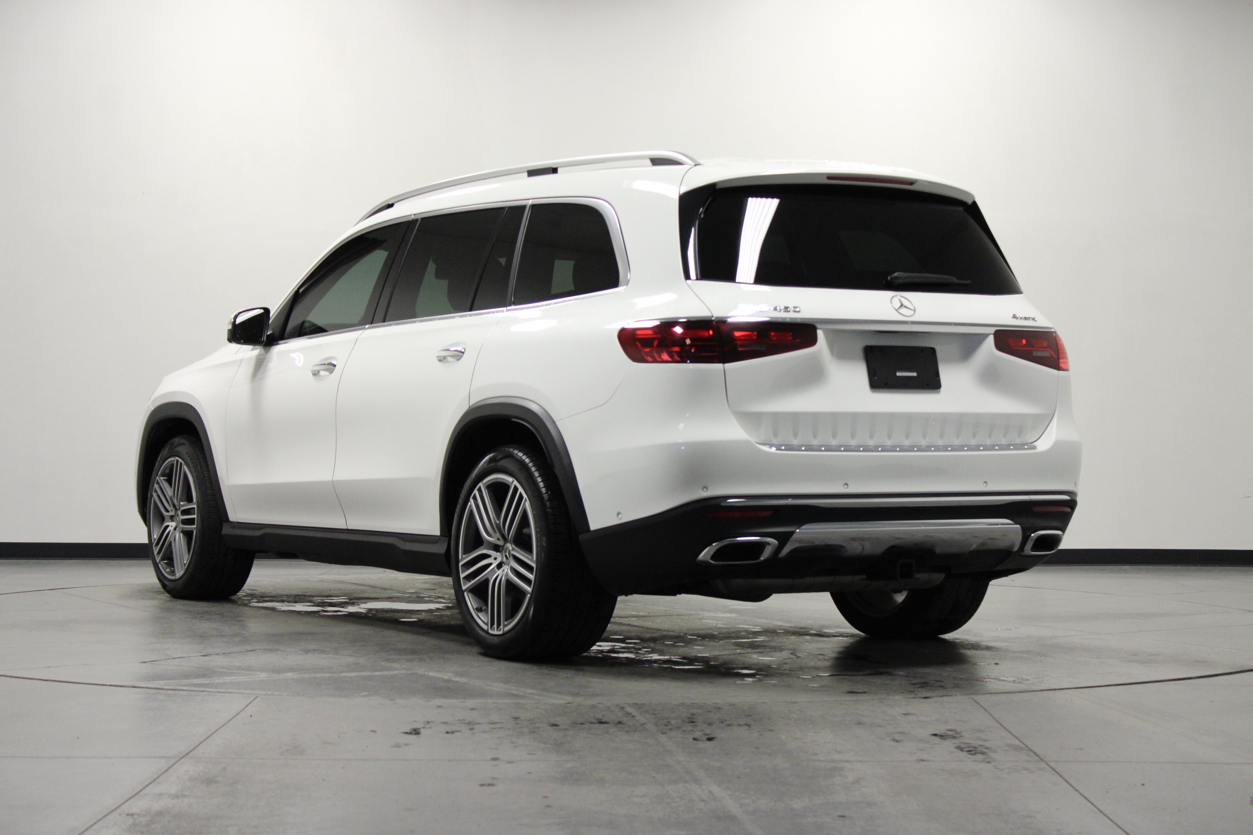 Used 2024 Polar White Mercedes-Benz GLS 450 image 6