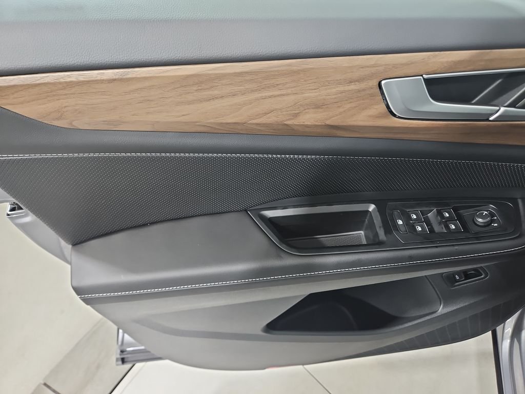 New 2026 Silver Volkswagen SE w/Technology image 10