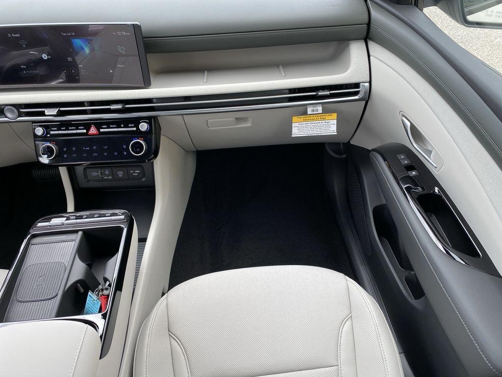 New 2026 White Pearl Hyundai Limited FWD image 16