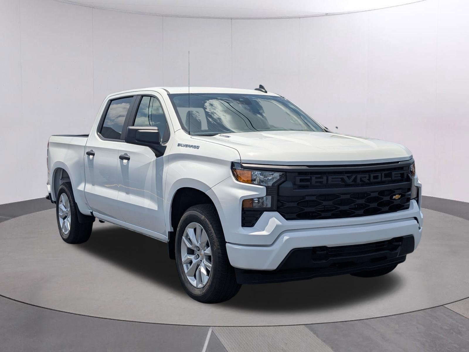 2026 Chevrolet Silverado 1500 Custom - Photo 9