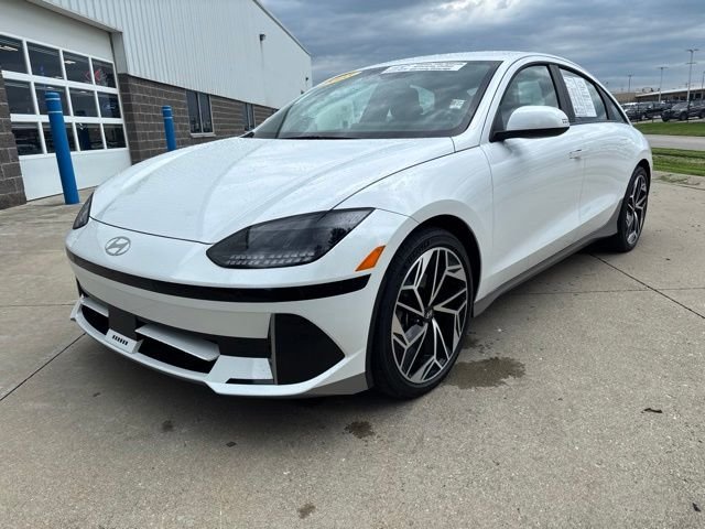 Used 2023 Serenity White Hyundai SEL image 3