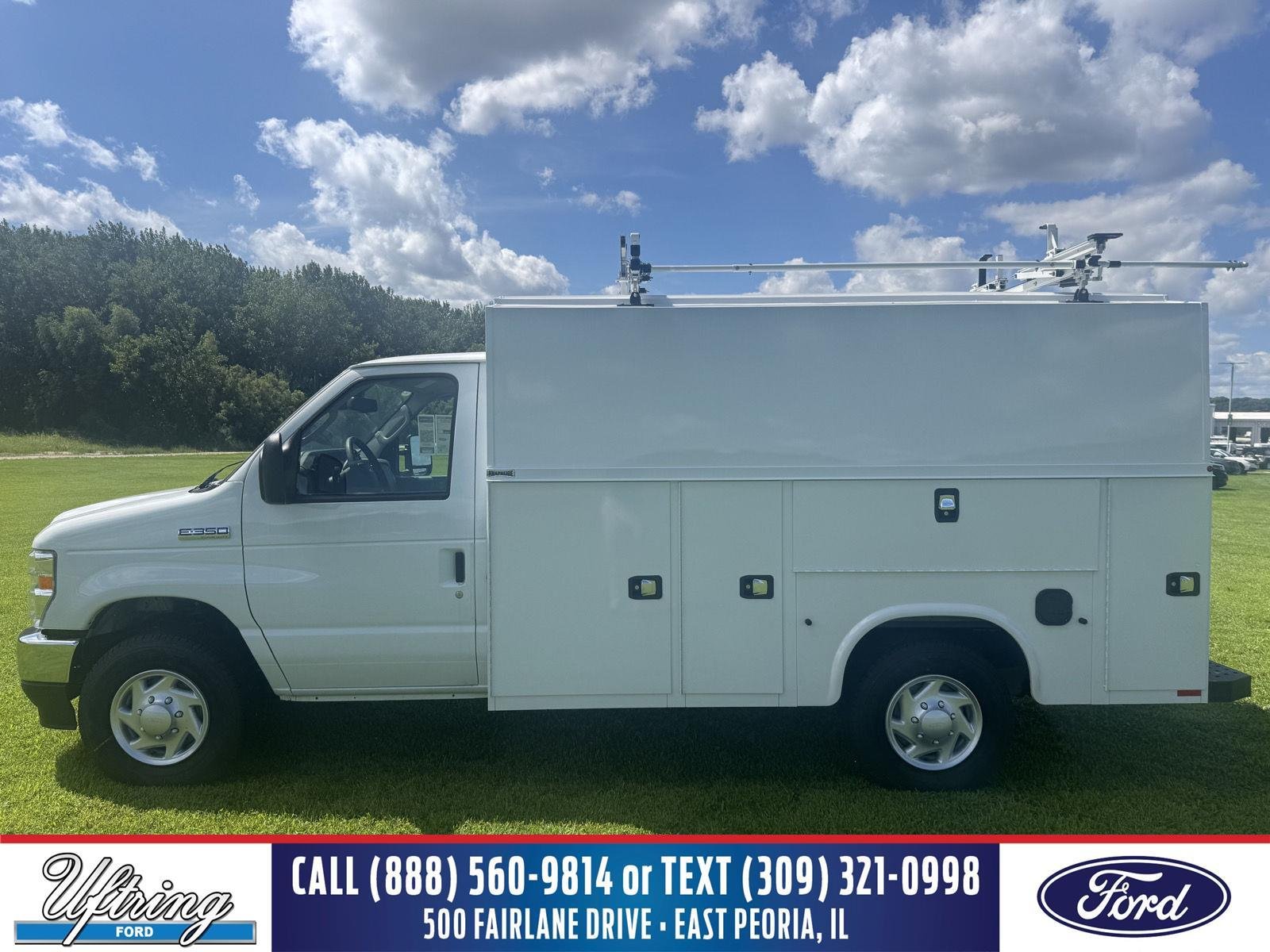 New 2027 Oxford White Ford E-350 SRW image 1