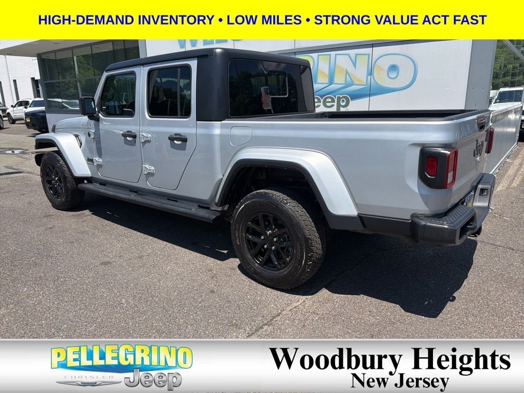 Certified Used 2022 Silver Jeep Sport image 3